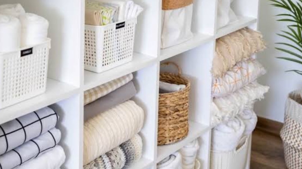 ช่วยเเนะนําสิ่งที่ควรเปลี่ยนใหม่เพื่อให้บ้านสวยขึ้นหรือจัดหาจัดซื้อให้ท่าน