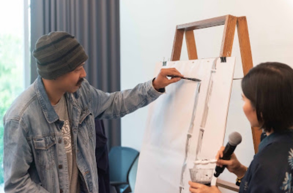 รับวาดภาพเหมือนสีน้ำมัน ภาพเหมือนคน วาดภาพบุคคล