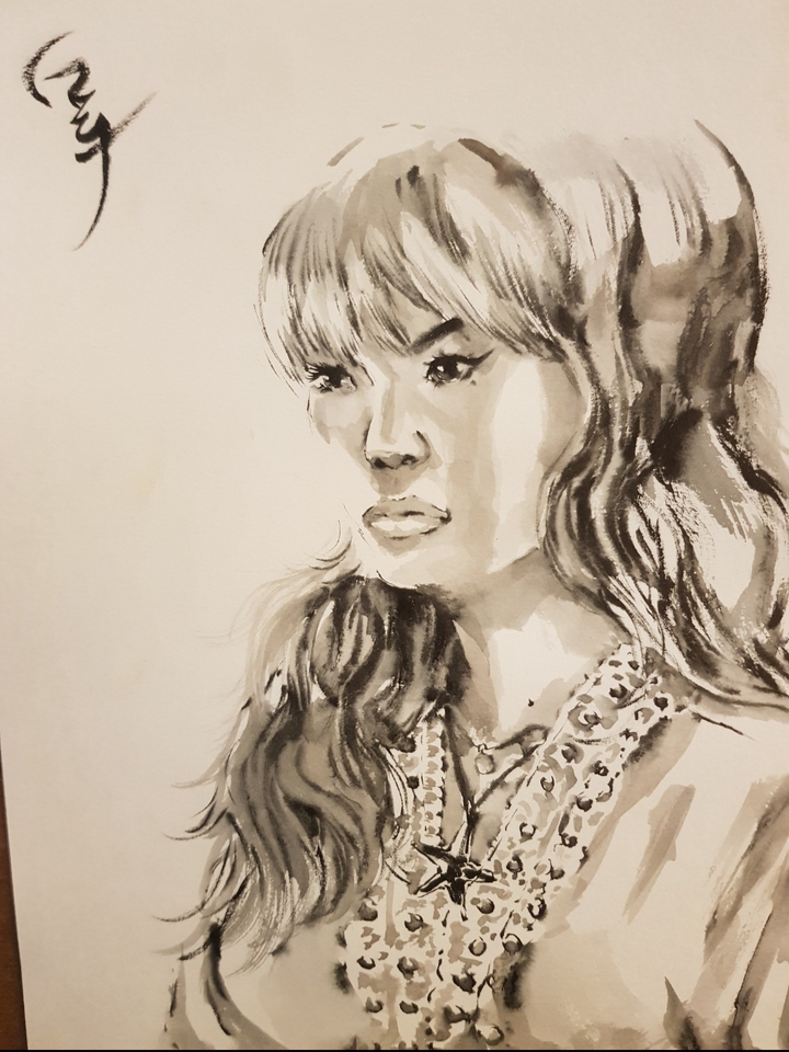 วาดภาพเหมือนผู้หญิงสไตล์จีน ภาพวาดเส้นสีเทาขาว