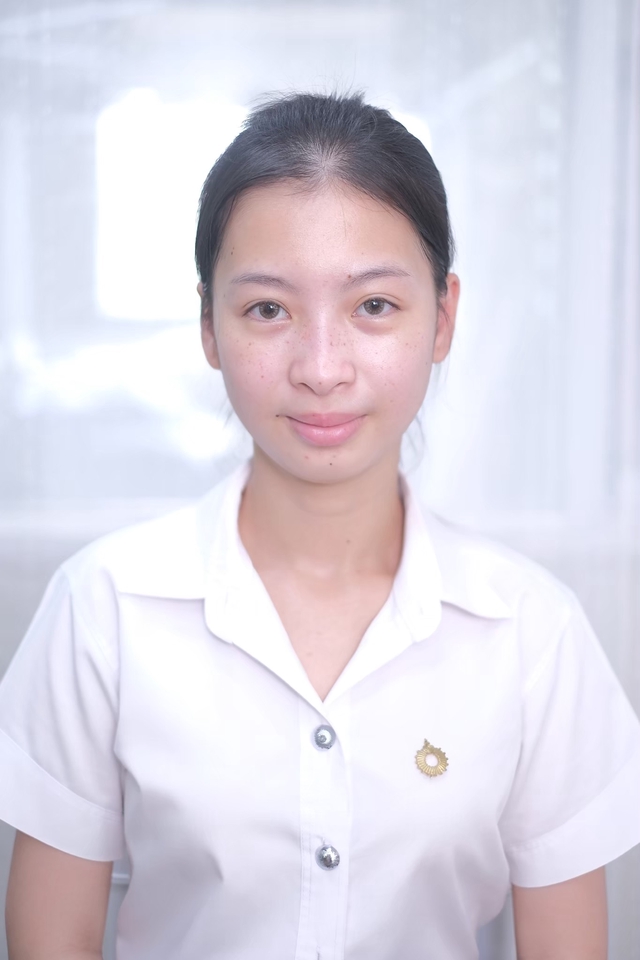 ช่างแต่งหน้ารับปริญญา แต่งหน้าสวยใสธรรมชาติ