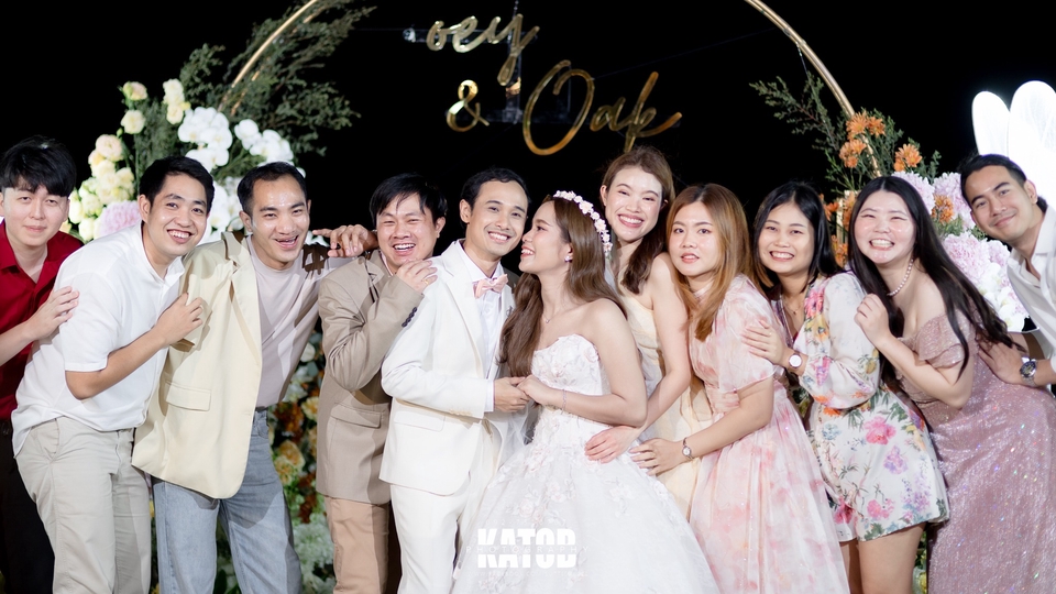 รับถ่ายภาพ งานแต่ง งานพิธี ฯลฯ