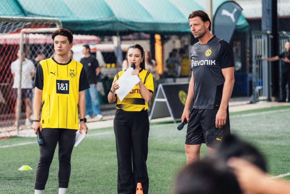 จ้างพิธีกรงานแต่งงานมืออาชีพ รับงานพิธีกรทั่วไทย MC งานอีเว้นท์