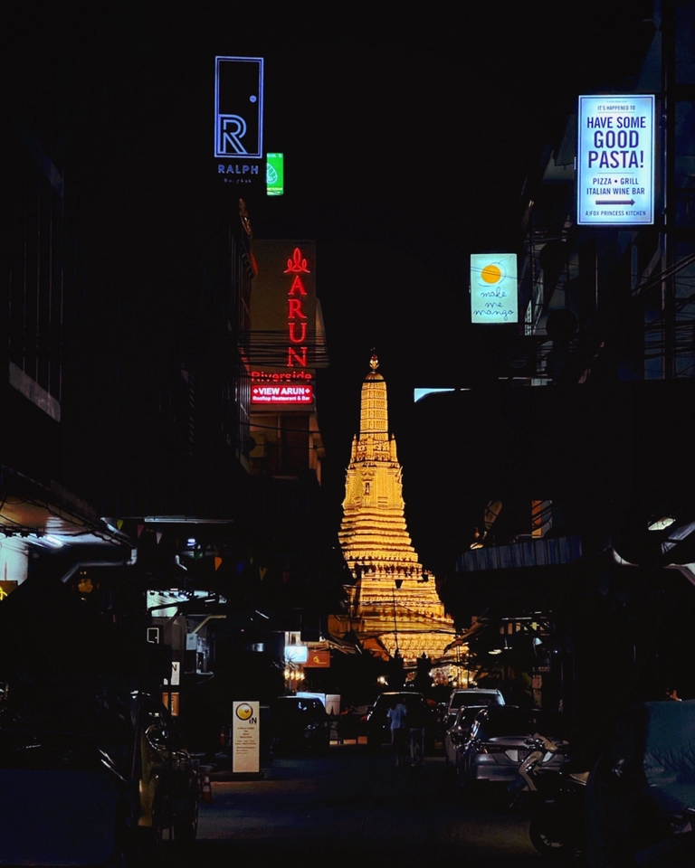 ช่างภาพกรุงเทพ รับถ่ายภาพกลางคืน วัดอรุณ