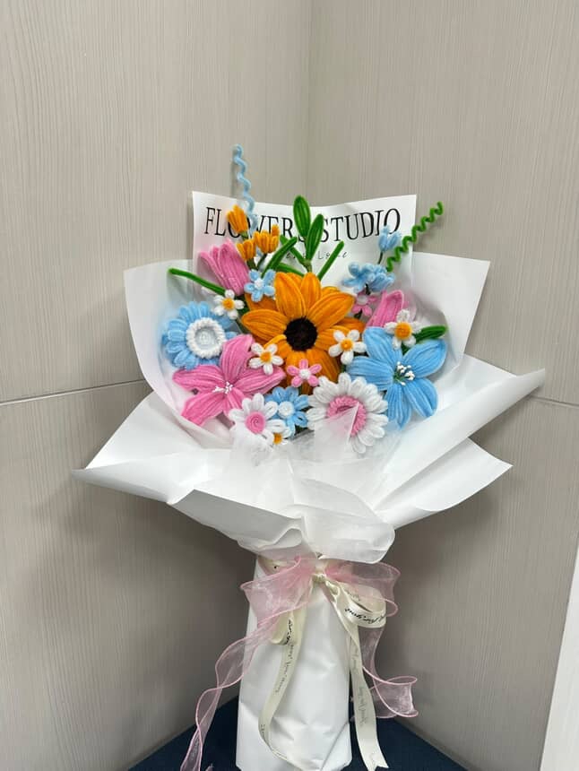 รับจัดดอกไม้ช่อสวย งานแต่งงาน ดอกไม้ไหมพรม