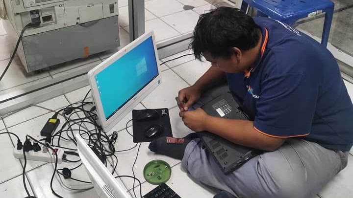 ซ่อมแซมแก้ไขปัญหาเกี่ยวกับคอมพิวเตอร์