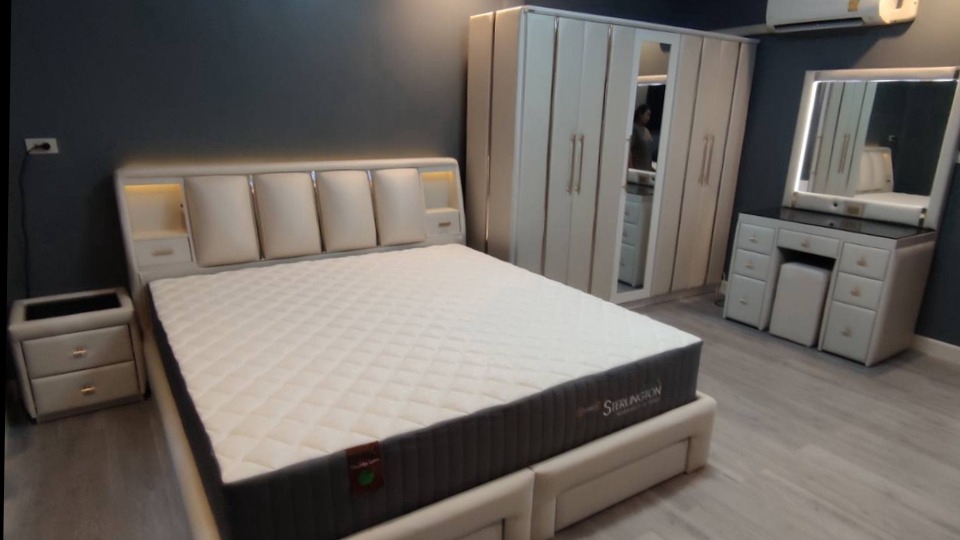 ผลิตเฟอร์นิเจอร์ - รับผลิตโต๊ะเครื่องแป้ง สามารถสั่งทำตามขนาดได้ เลือกสีเลือกวัสดุหุ้มได้ - 3