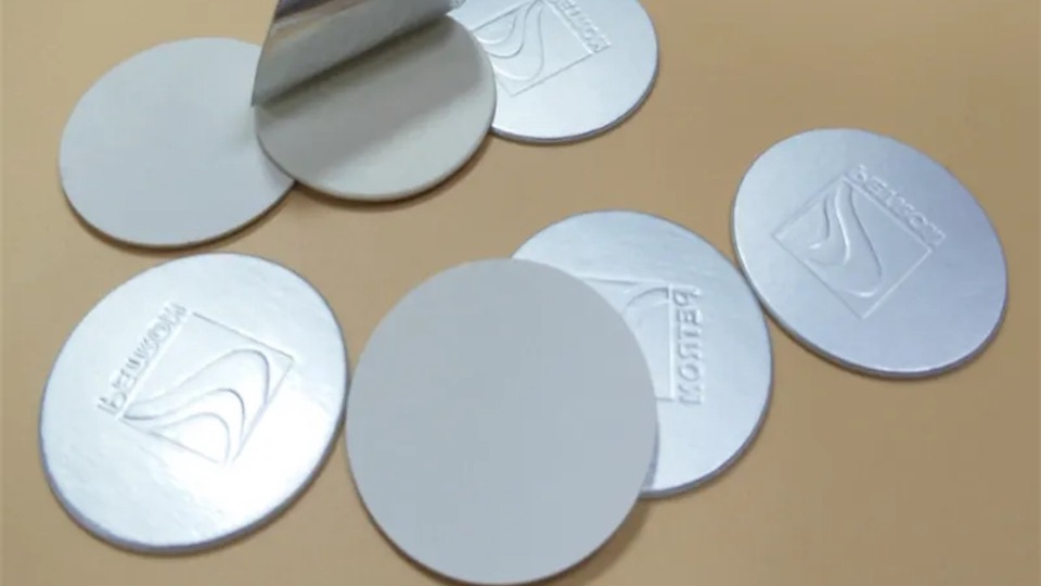 ปั๊มนูนพร้อมกระดาใยกันซึม