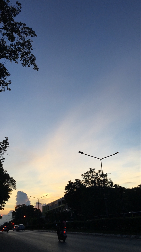 ถ่ายและตัดต่อวีดีโอ - ถ่ายวิวภาพสื่อความรู้สึก - 2