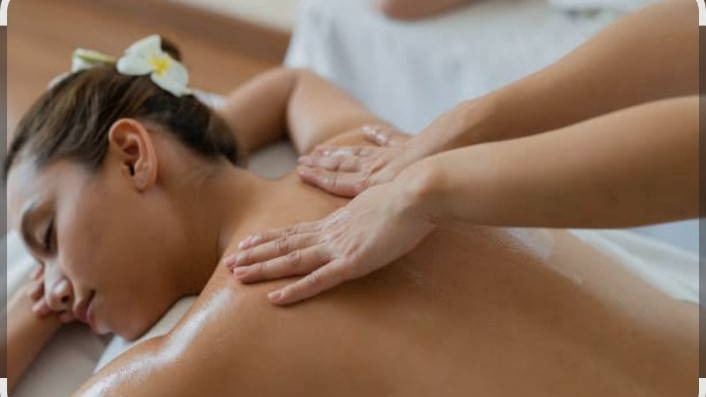 นวดอโรม่า Massage at home delivery ประสบการณ์การนวดมากกว่า 10 ปี