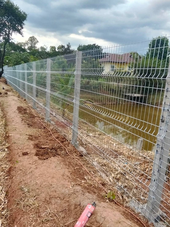 รับเหมาก่อสร้างรั้วเหล็ก ติดตั้งรั้วบ้าน ช่างรั้ว