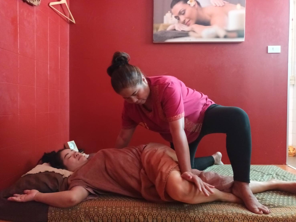 นวด - Bannhouse : Thai Massage + Tiger Balm นวดไทย+ยาหม่อง สาทร - 4