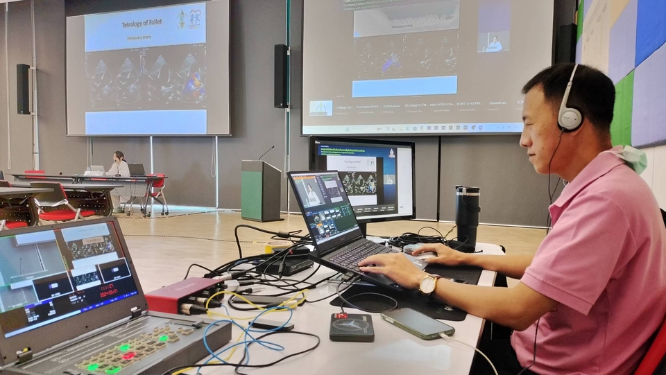 เรียนพิเศษออนไลน์ สอนภาษาจีน ติวเตอร์ตัวต่อตัว