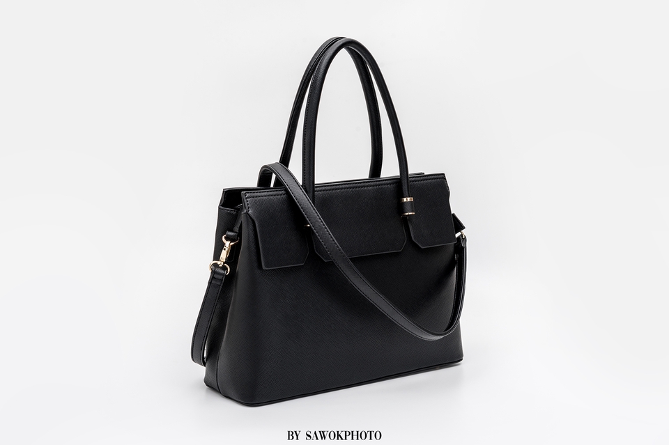 ช่างภาพ รับถ่ายภาพสินค้า กระเป๋าถือ ภาพถ่ายสินค้าคุณภาพสูง