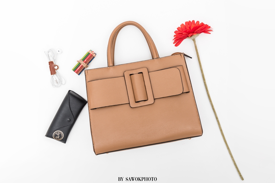 รับถ่ายภาพสินค้าและบุคคล ช่างภาพฟรีแลนซ์ บริการถ่ายภาพมืออาชีพ