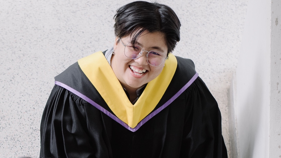 เป็นที่ปรึกษาได้ทุกเรื่อง เป็นคนใจเย็นยินดีให้บริการค้าบ รับทุกงาน