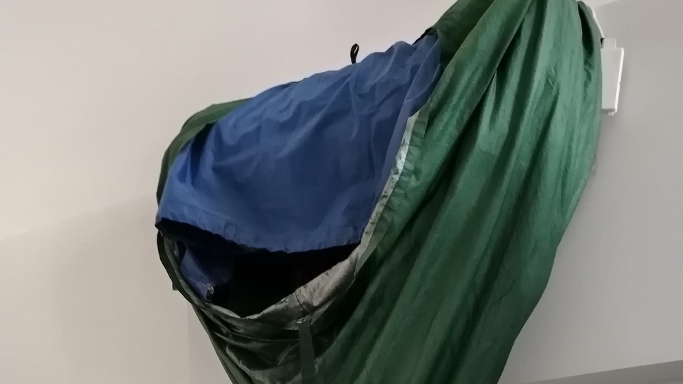 ล้างแอร์แบบตามมาตรฐานสากลคลุมด้วยผ้า2ชั้นครับ