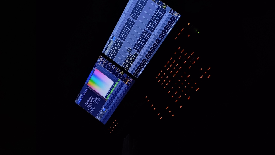 Sound Engineer - Stage lighting operator/designer - 6