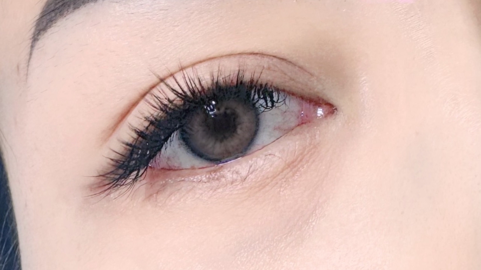 ต่อขนตาเจลญี่ปุ่น ติดสวยเป็นธรรมชาติ