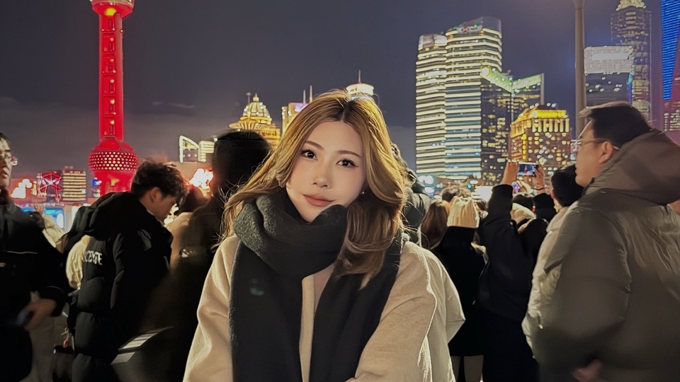 เป็นเพื่อนถ่ายรูปให้จากโทรศัพท์ลูกค้า