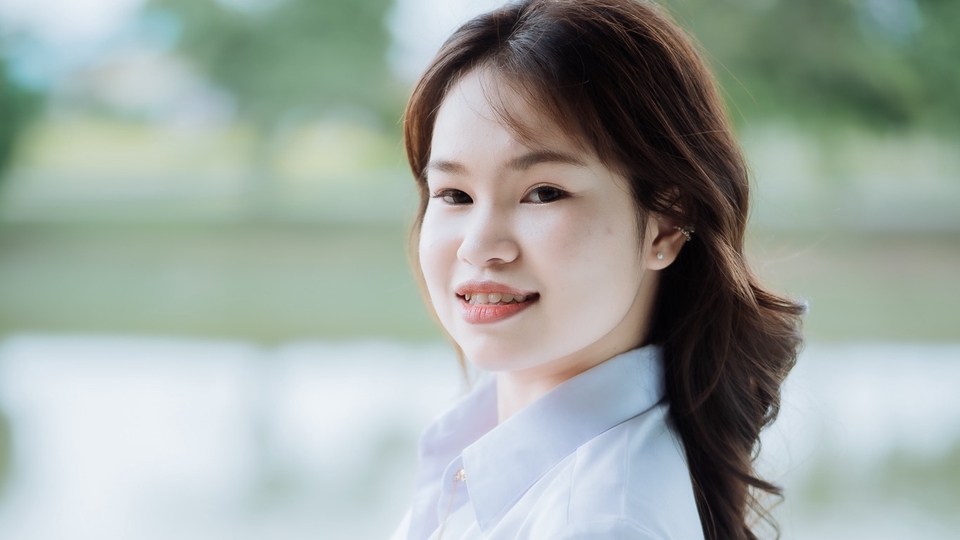 รับตัดต่อวีดีโอ แต่งงาน ถ่ายวีดีโอพรีเซนเทชั่น