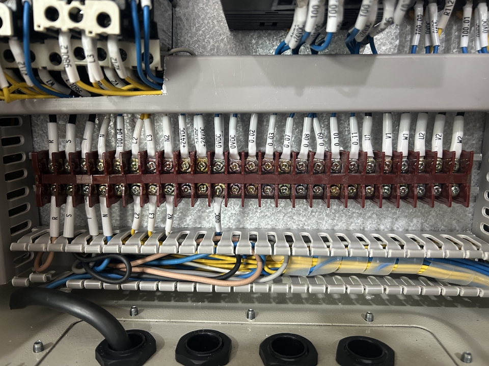 ติดตั้งระบบไฟฟ้า - รับซ่อมและติดตั้งระบบไฟฟ้าทุกอย่าง - 12