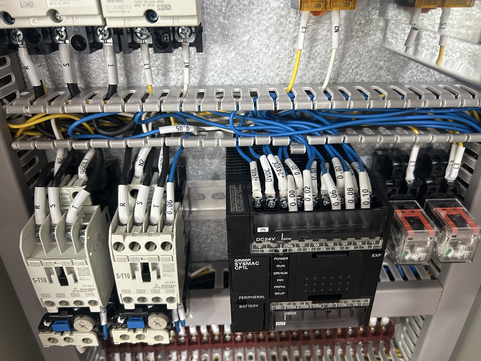 ติดตั้งระบบไฟฟ้า - รับซ่อมและติดตั้งระบบไฟฟ้าทุกอย่าง - 11