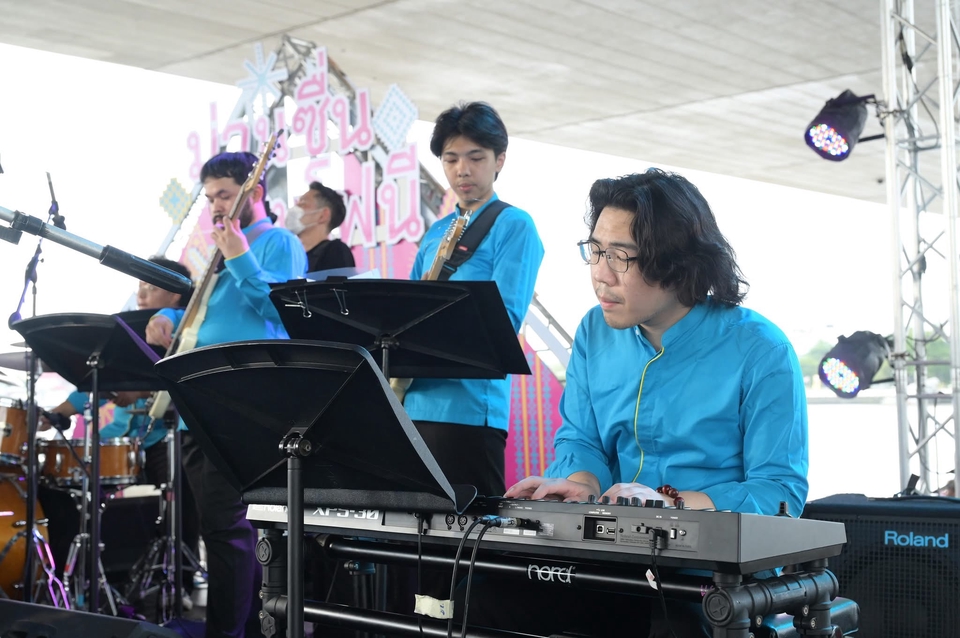 จ้างวงดนตรีแจ๊ส ดนตรีสดงานแต่งงาน นักดนตรีมืออาชีพ