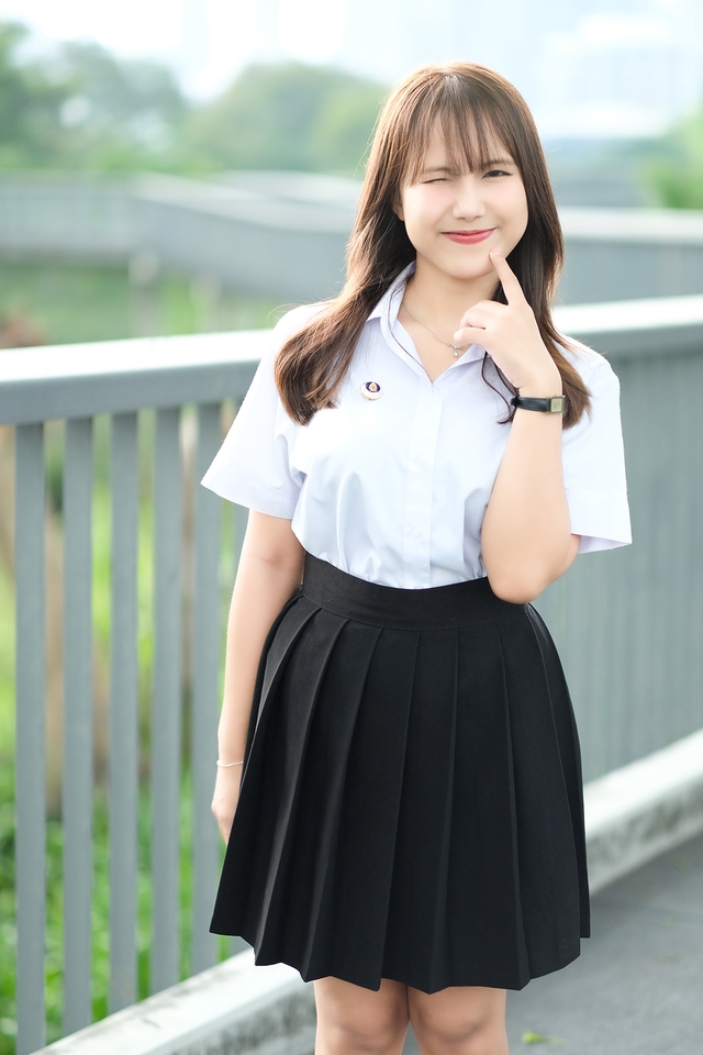 ตากล้อง รับถ่ายรูป portrait ช่างภาพแฟชั่น มุมมองสวยๆ รับถ่ายภาพบุคคล ทั่วไป รูปโปรไฟล์
