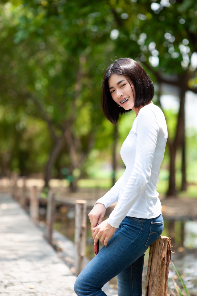 ตากล้อง รับถ่ายรูป portrait ช่างภาพแฟชั่น มุมมองสวยๆ รับถ่ายภาพบุคคล ทั่วไป รูปโปรไฟล์