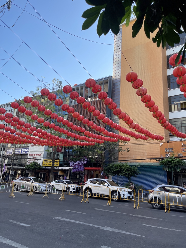 เพื่อนพาเที่ยว คนนำเที่ยว - พาเที่ยว พากิน ย่านเยาวราช ราชดำเนิน สนามหลวง เสาชิงช้า - 4