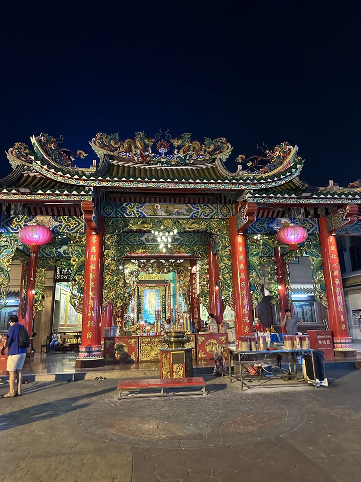 เพื่อนพาเที่ยว คนนำเที่ยว - พาเที่ยว พากิน ย่านเยาวราช ราชดำเนิน สนามหลวง เสาชิงช้า - 3