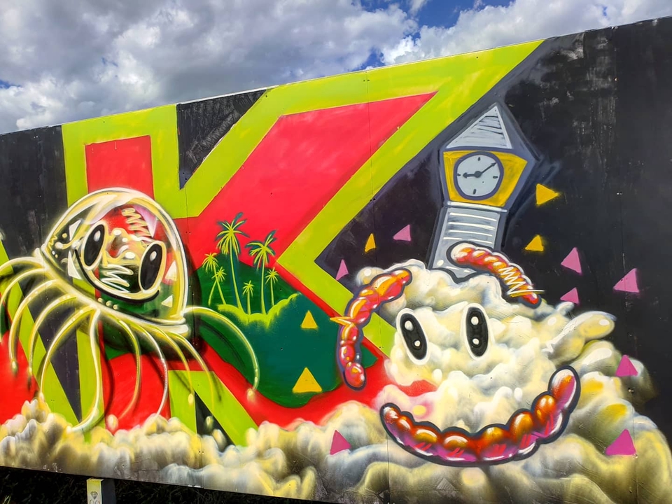 รับเพ้นท์ผนัง3มิติ งานศิลปะกราฟฟิตี้สีสันสดใส