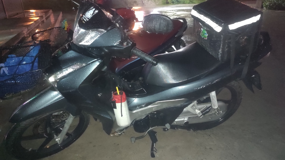 รับจ้าง ส่งคนส่งของทั่วไปครับ