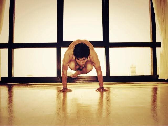 รับสอนโยคะส่วนตัวโยคะที่บ้าน ครูโยคะผู้เชี่ยวชาญ