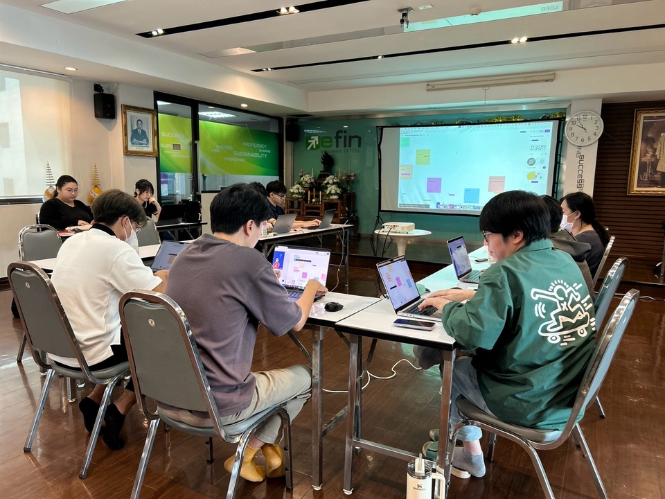 ออกแบบ UI UX เว็บแอปพลิเคชั่น ทีมงานประชุม