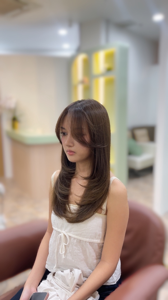 ตัดผมนอกสถานที่ รับตัดผมนอกสถานที่ โดยช่างตัดผมมืออาชีพ ทำผมสวยให้คุณถึงบ้าน ทรงผมสวย เก๋ ทันสมัย ตัดผม delivery ตัดผมเดลิเวอรี่ พร้อมบริการตัดผมถึงที่ ในกรุงเทพและปริมณฑล ราคาเป็นกันเอง ช่างตัดผม นอกสถานที่