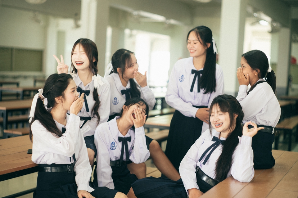 รับถ่ายภาพกลุ่มเพื่อนสาว ช่างภาพ รับถ่ายภาพ portrait กรุงเทพ