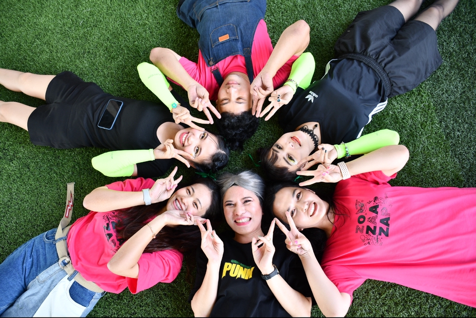 ผู้ช่วยช่างภาพมืออาชีพทีมงานถ่ายภาพ  กรุงเทพฯ