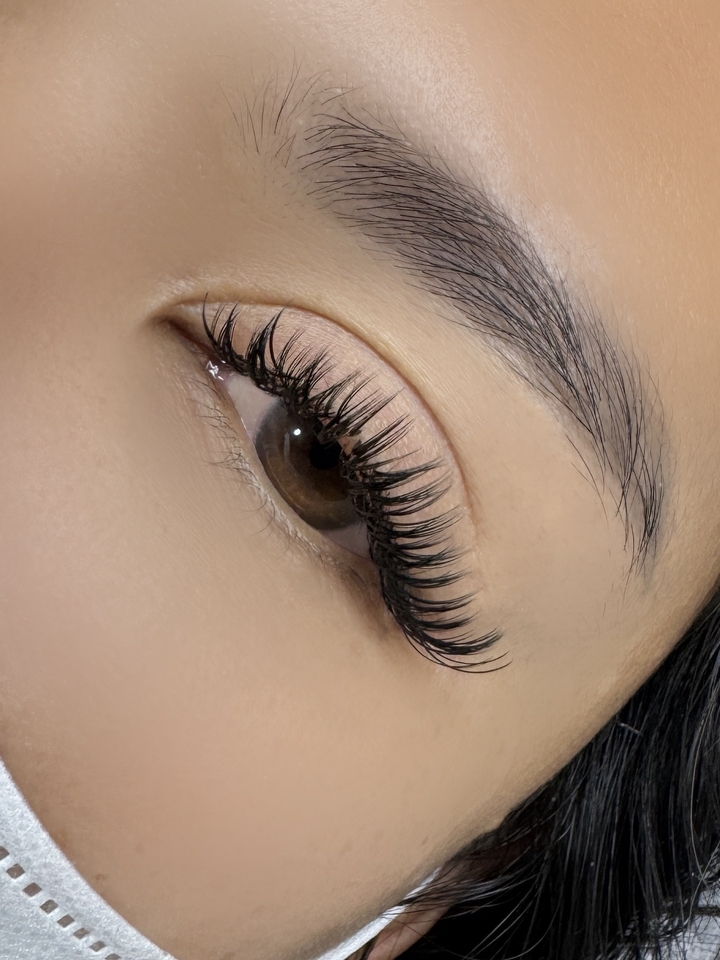 ต่อขนตาถึงบ้าน สวยเป็นธรรมชาติ บริการต่อขนตา