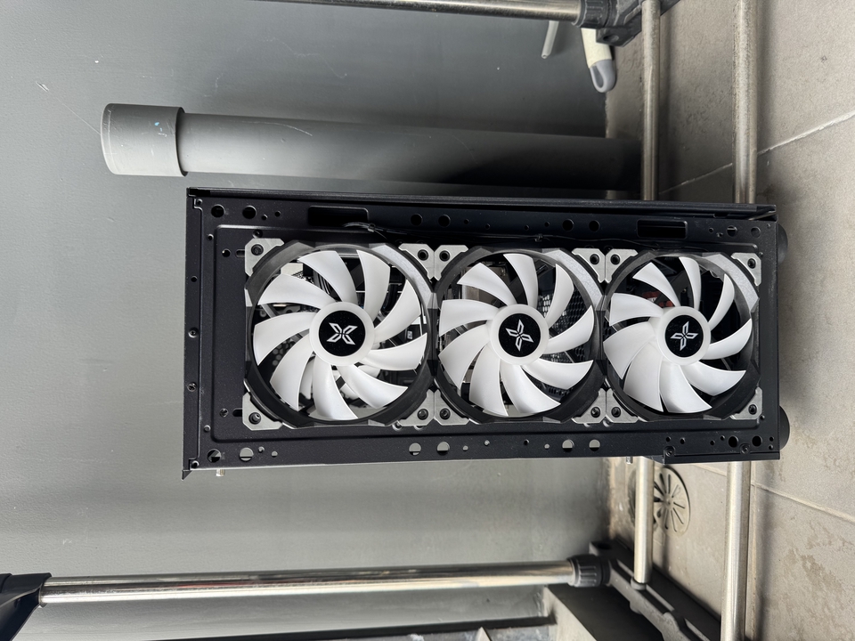 ซ่อมอุปกรณ์ไอที - รับทำความสะอาดคอมพิวเตอร์ PC ถึงบ้าน (On-site) แก้คอมร้อน ฝุ่นหนา เปลี่ยนซิลิโคน Arctic MX-4 - 15