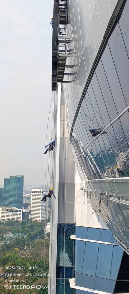 ผู้รับเหมาก่อสร้างอาคารสูง กรุงเทพฯ ปีนป่ายอาคารสูง ช่างปีนป่าย