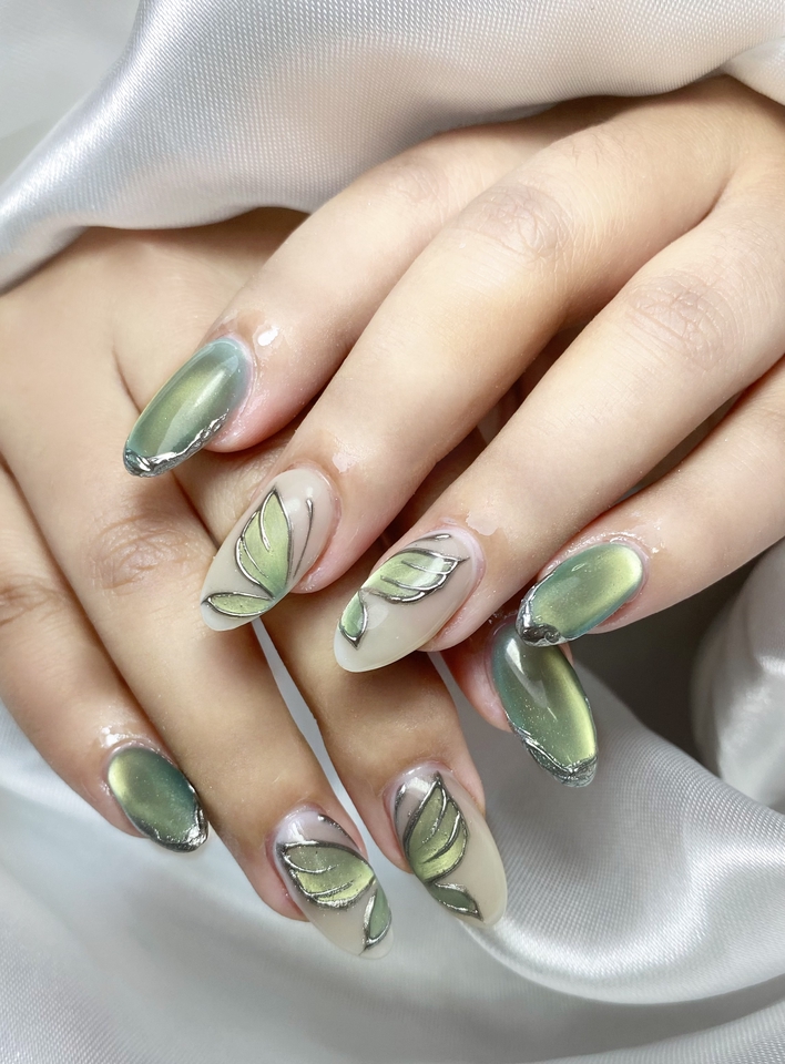 ช่างทำเล็บ - ทาสีเจลและต่อเล็บนอกสถานที่ — สวยครบจบถึงที่บ้าน - 2