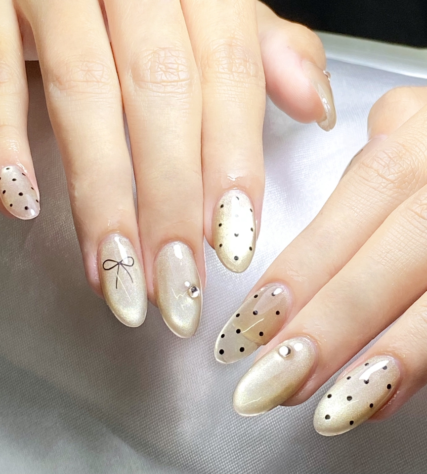 ช่างทำเล็บ - ทาสีเจลและต่อเล็บนอกสถานที่ — สวยครบจบถึงที่บ้าน - 18