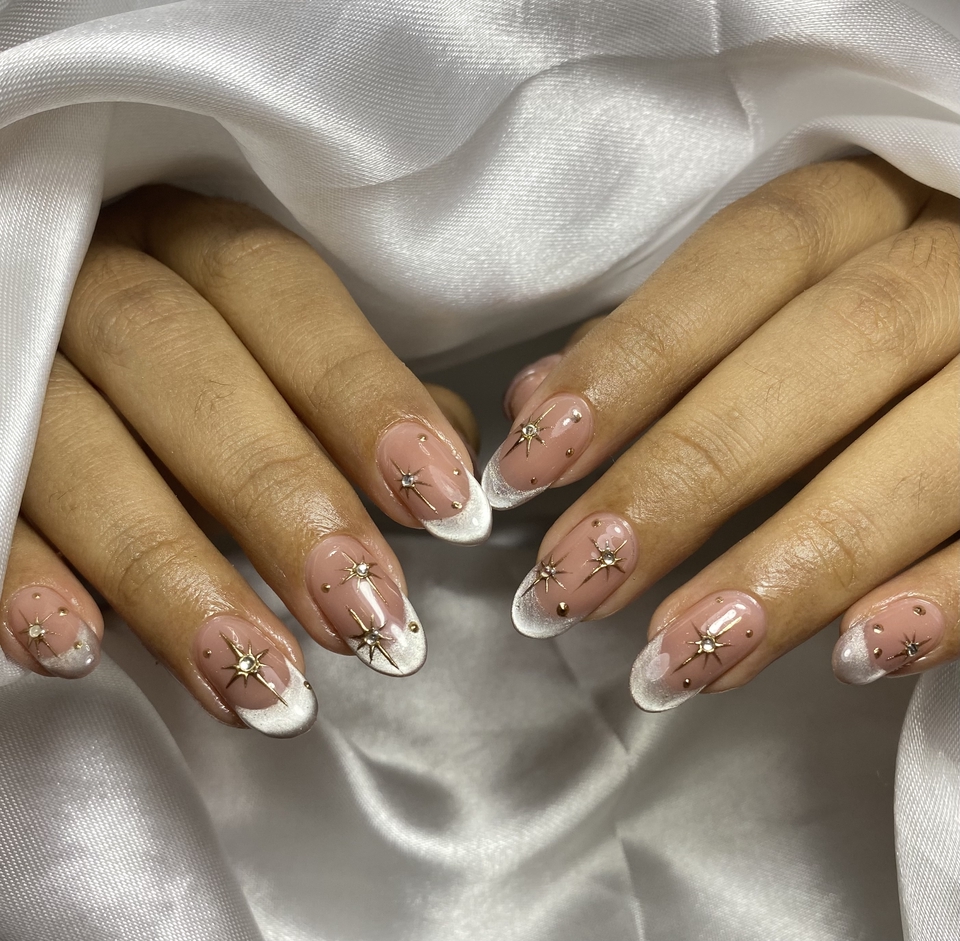 ช่างทำเล็บ - ทาสีเจลและต่อเล็บนอกสถานที่ — สวยครบจบถึงที่บ้าน - 5