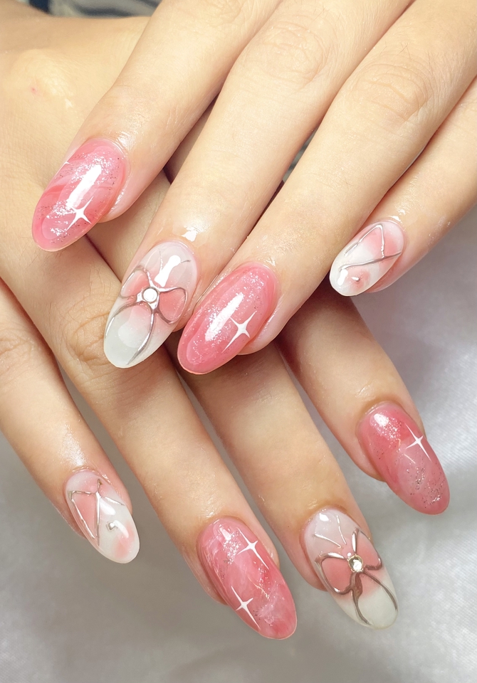 ช่างทำเล็บ - ทาสีเจลและต่อเล็บนอกสถานที่ — สวยครบจบถึงที่บ้าน - 19