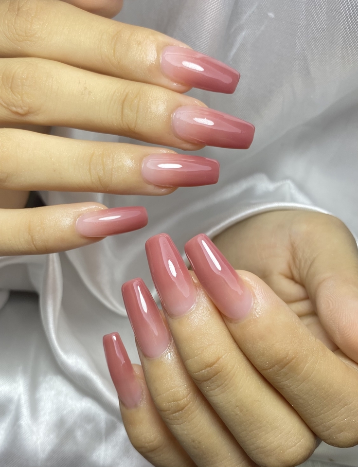 ช่างทำเล็บ - ทาสีเจลและต่อเล็บนอกสถานที่ — สวยครบจบถึงที่บ้าน - 8