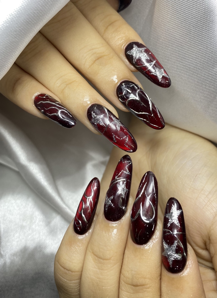 ช่างทำเล็บ - ทาสีเจลและต่อเล็บนอกสถานที่ — สวยครบจบถึงที่บ้าน - 9