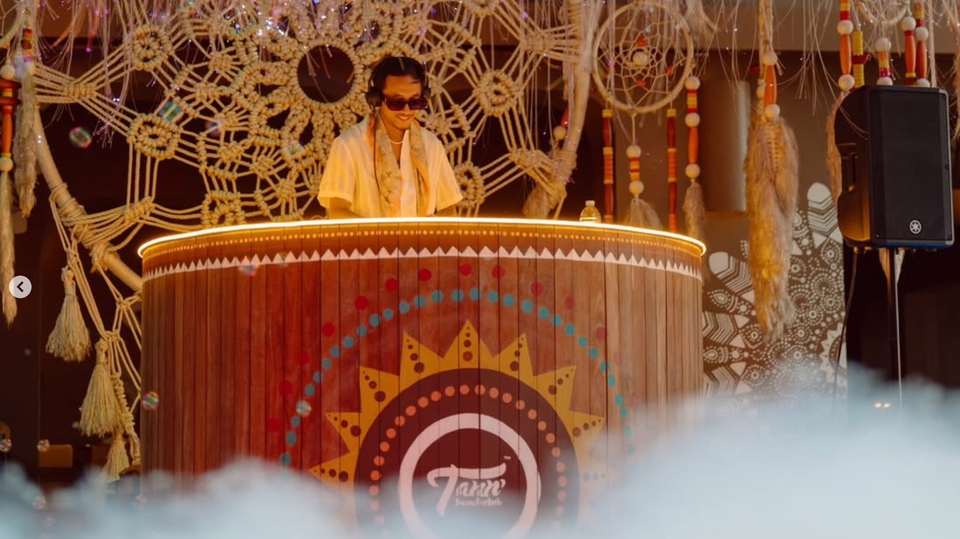 TANN TERRACE BEACH CLUB