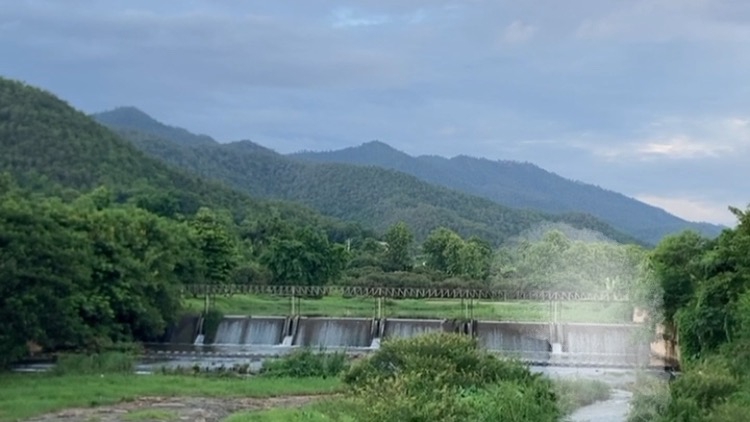 พร้อมแบ่งปันภาพวิวภูเขาและบรรยากาศแท้ ๆ จากสถานที่จริงในทุกฤดูกาล 🌿 
