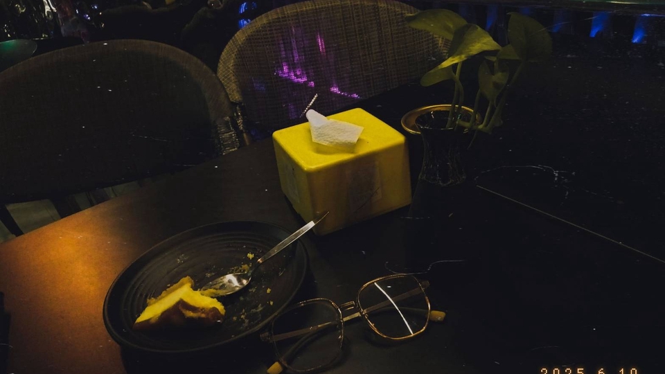 รับตัดต่อวีดีโอ งานแต่งงาน ถ่ายวีดีโอคุณภาพสูง